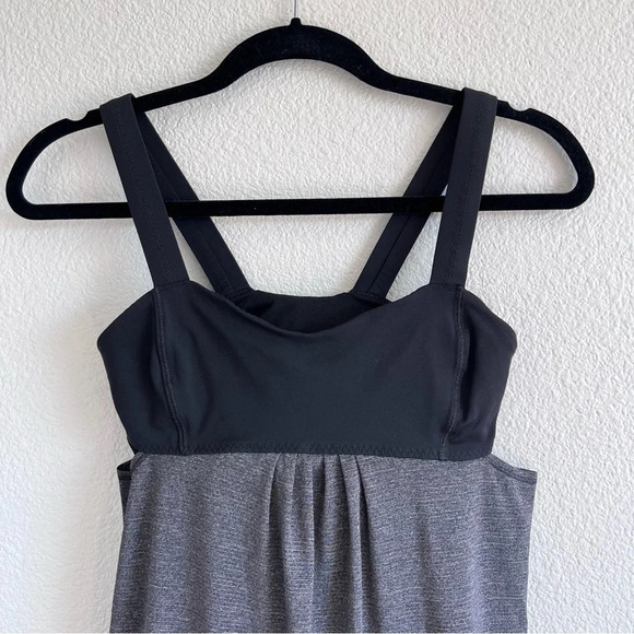 Lululemon Run: Back On Track Tank - Picture 2 of 8